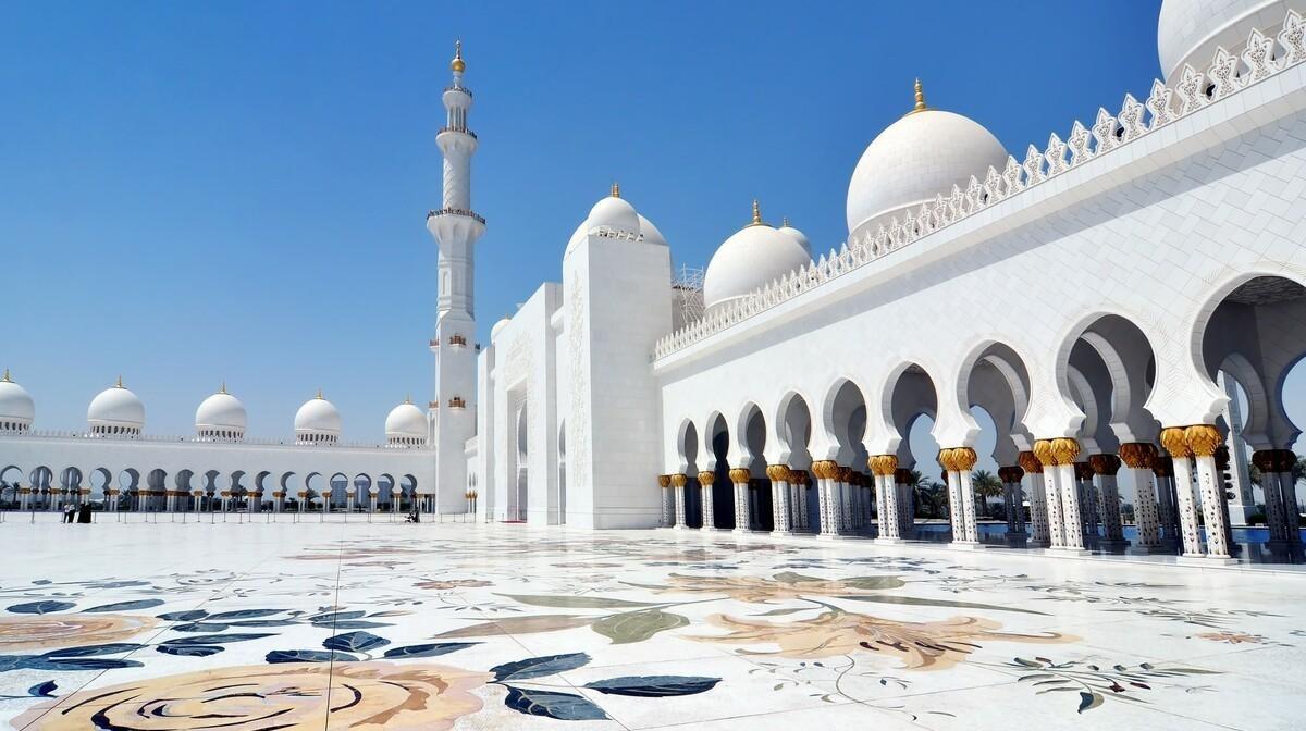 Sheikh Zayed Grand Mosque in Abu Dhabi with its white marble architecture