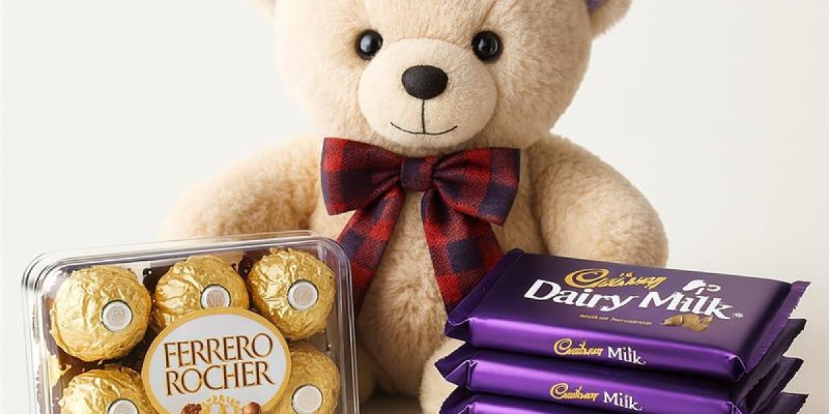 Celebrate Love with the Perfect 1st Anniversary Gifts – Thoughtful Ideas from YuvaFlowers