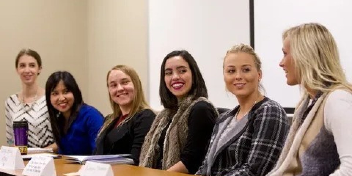 How Leadership Services Strengthen Team Collaboration