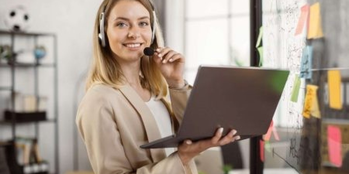 Virtual SEO Assistant: A Data-Driven Approach to Organic Growth and Brand Authority