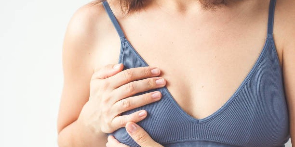 ما هي تكلفة عملية تكبير الصدر؟ وما العوامل المؤثرة على السعر؟