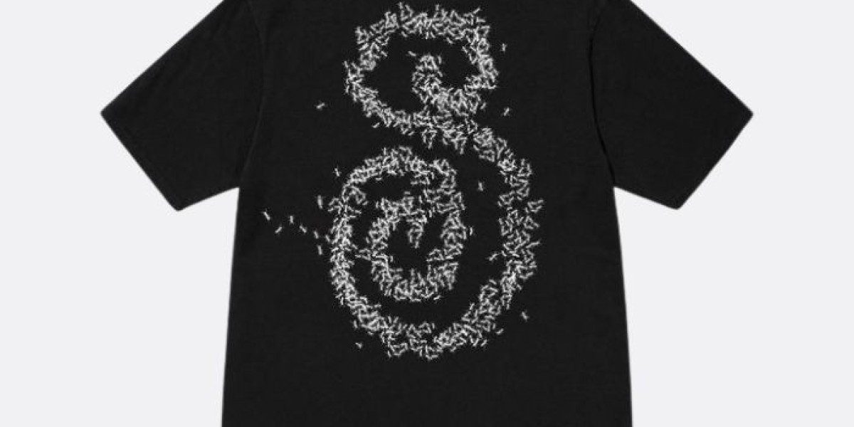 Stussy caps are added to everyday style