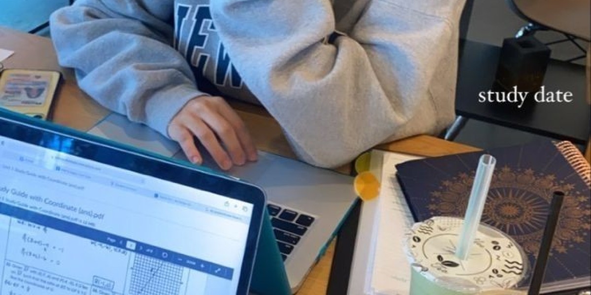 How Do Online Exams Affect Student Confidence and Self-Efficacy?