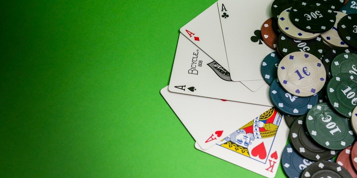 Gamification in Online Casinos: How Interactive Elements and Reward Systems Will Redefine the Gambling Experience in 202